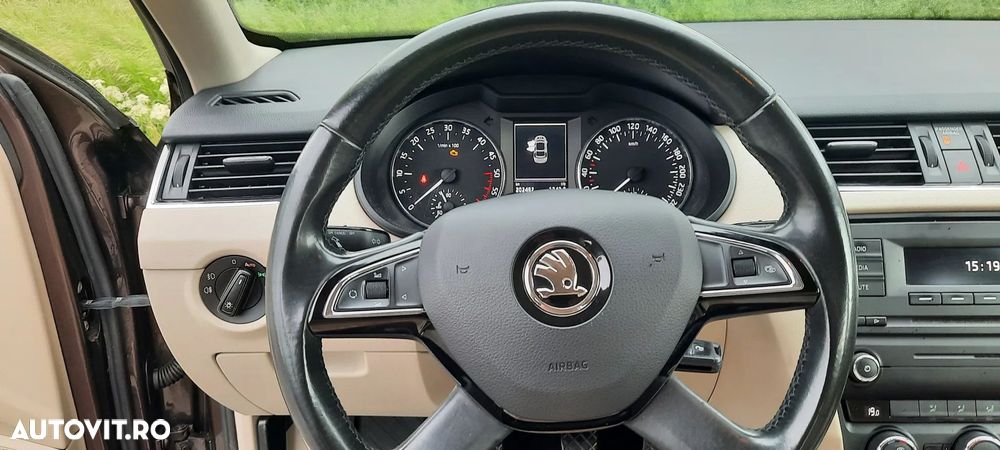 Skoda Octavia 1.6 TDI ELEGANCE - 6