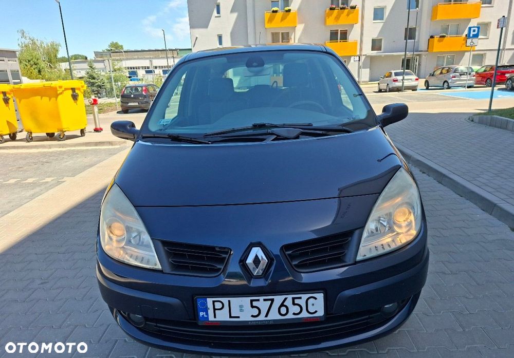 Renault Grand Scenic - 2