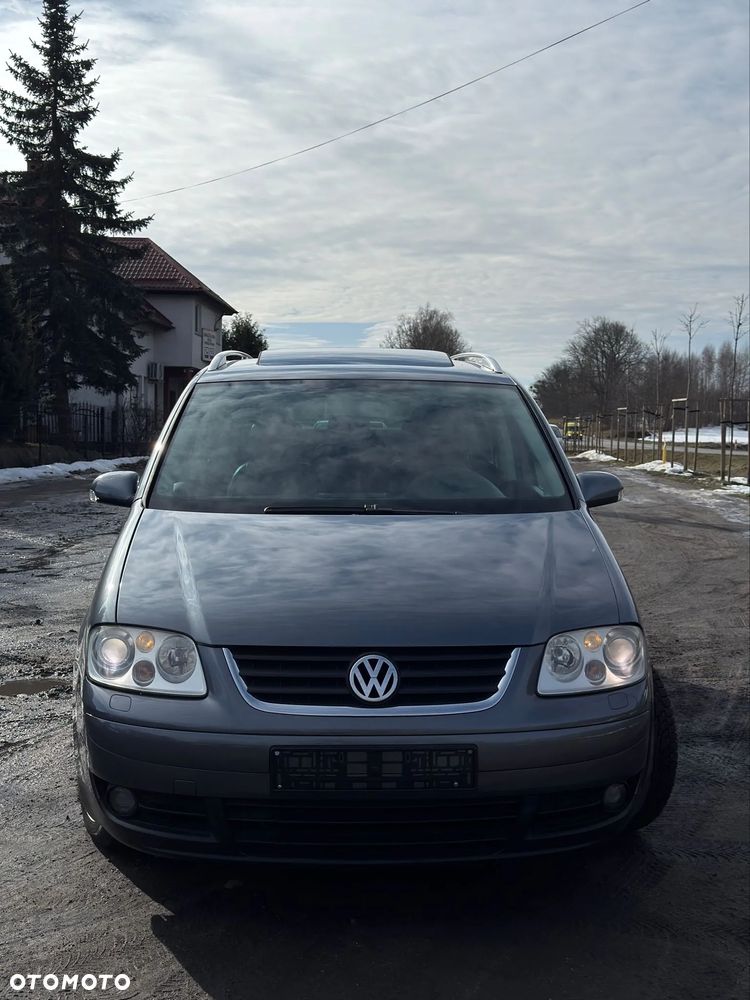 Volkswagen Touran - 6