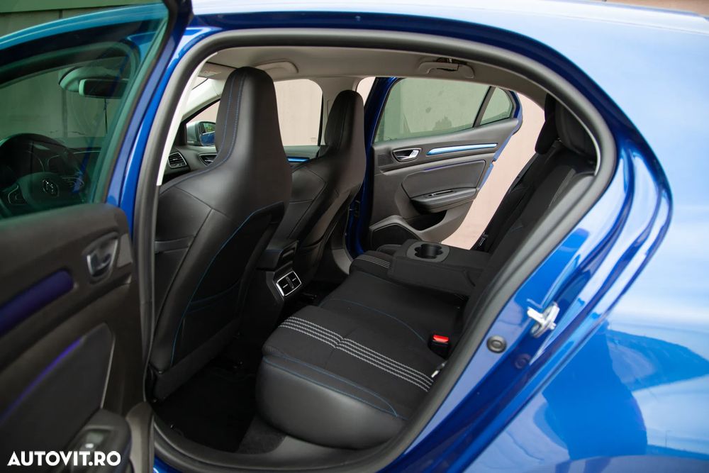Renault Megane TCe 140 GPF GT LINE - 9