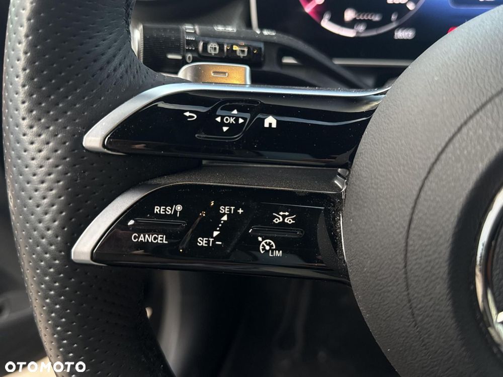 Mercedes-Benz GLC - 28