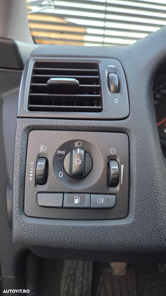 Volvo V50 1.6 D Momentum - 15