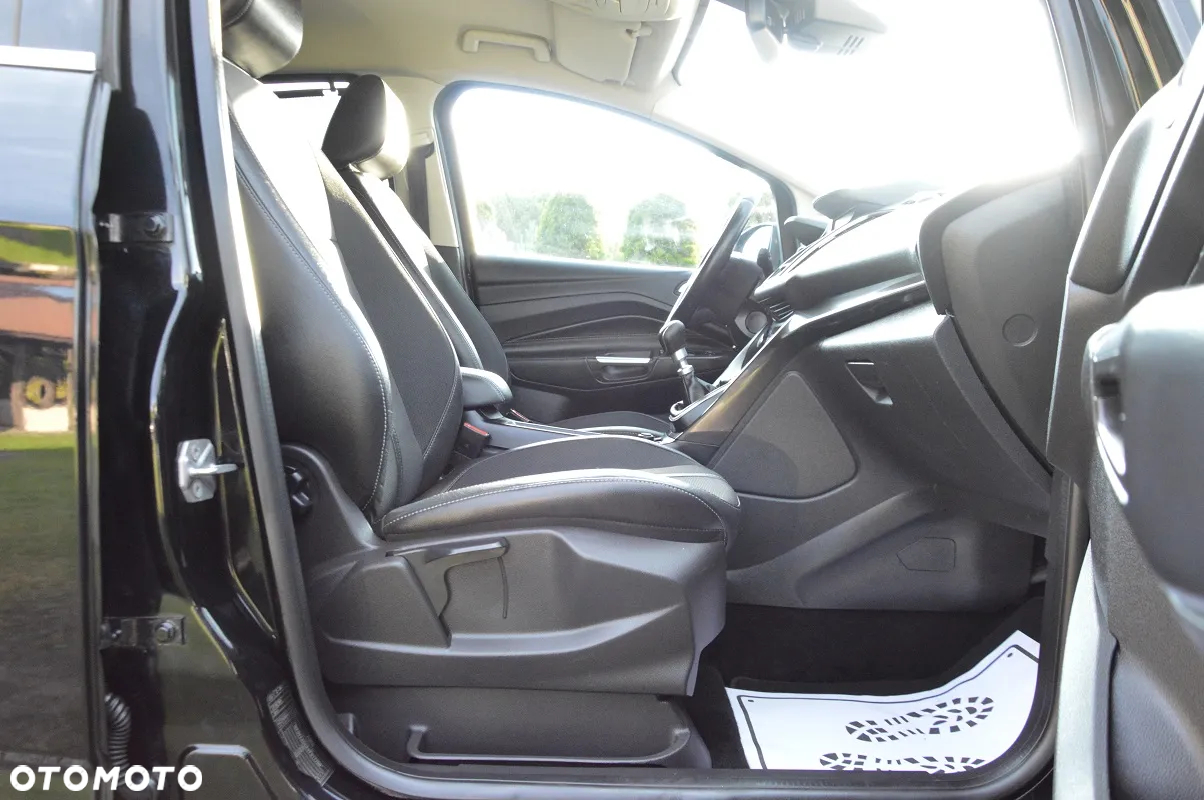 Ford C-MAX 2.0 TDCi Start-Stop-System Titanium - 31