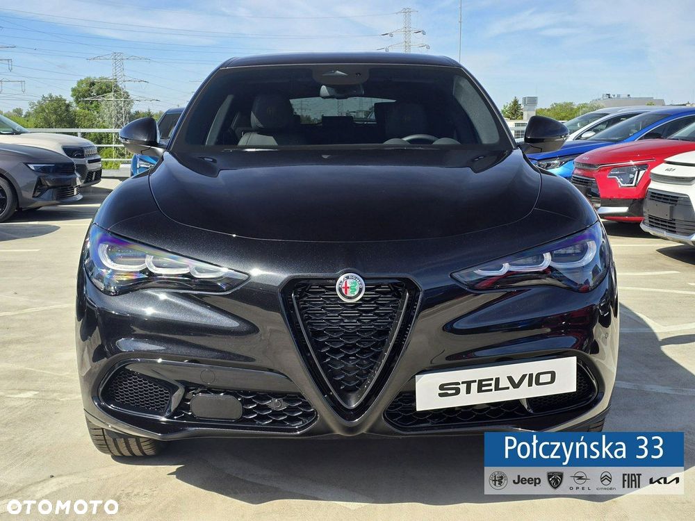 Alfa Romeo Stelvio - 9