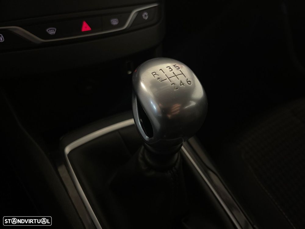 Peugeot 308 1.5 BlueHDi Active - 23