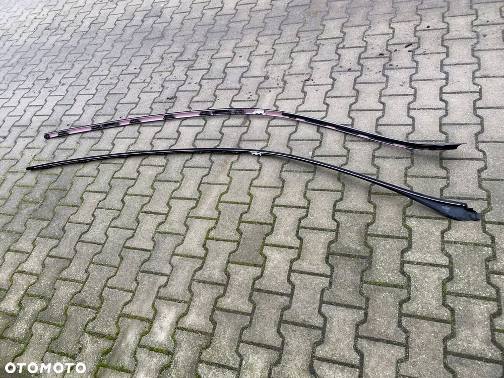 MERCEDES 176 listwa dachowa prawa lewa - 1