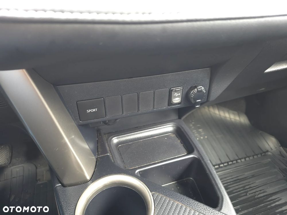 Toyota RAV4 2.0 D-4D Premium - 27