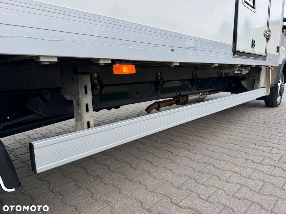 Iveco AUTO ZAREZERWOWANE DO 30.09.2026 - ZAPRASZAMY DO ZAPOZNANIA SIĘ PEŁNĄ OFERTĄ - 33
