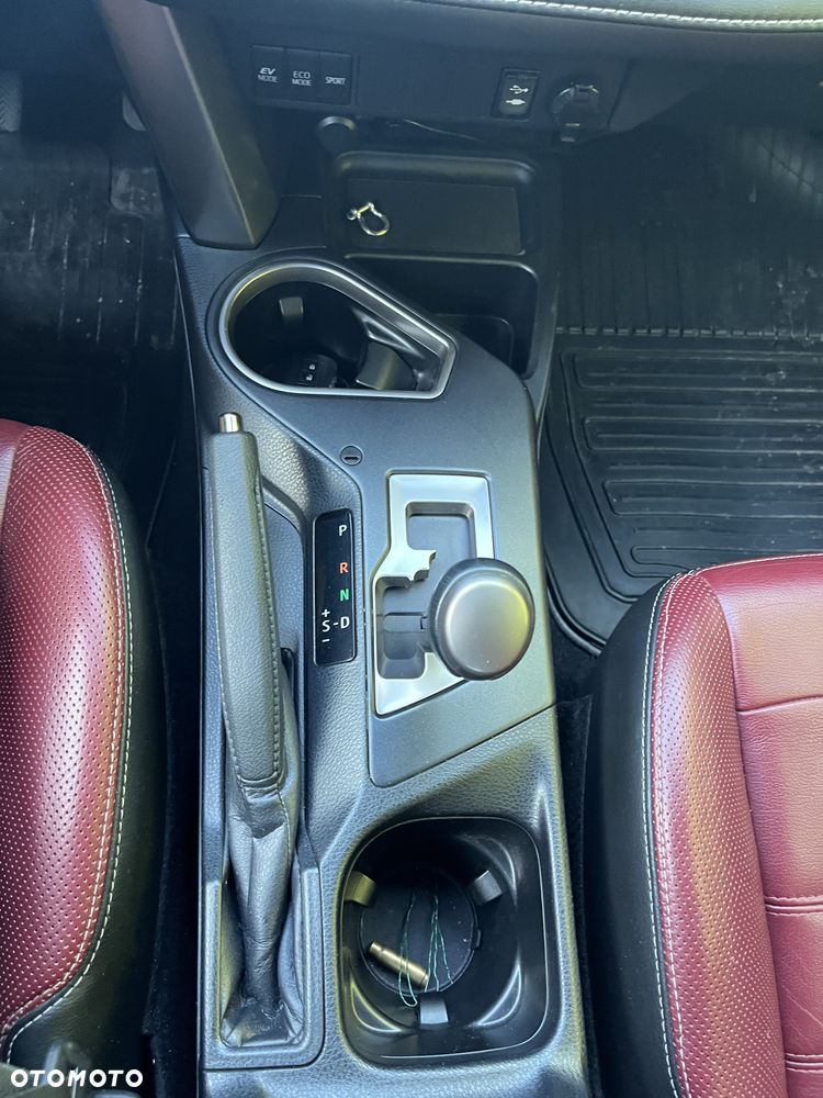 Toyota RAV4 - 23