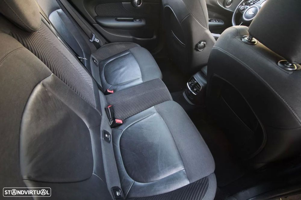 MINI Clubman Cooper Aut. Essential - 23