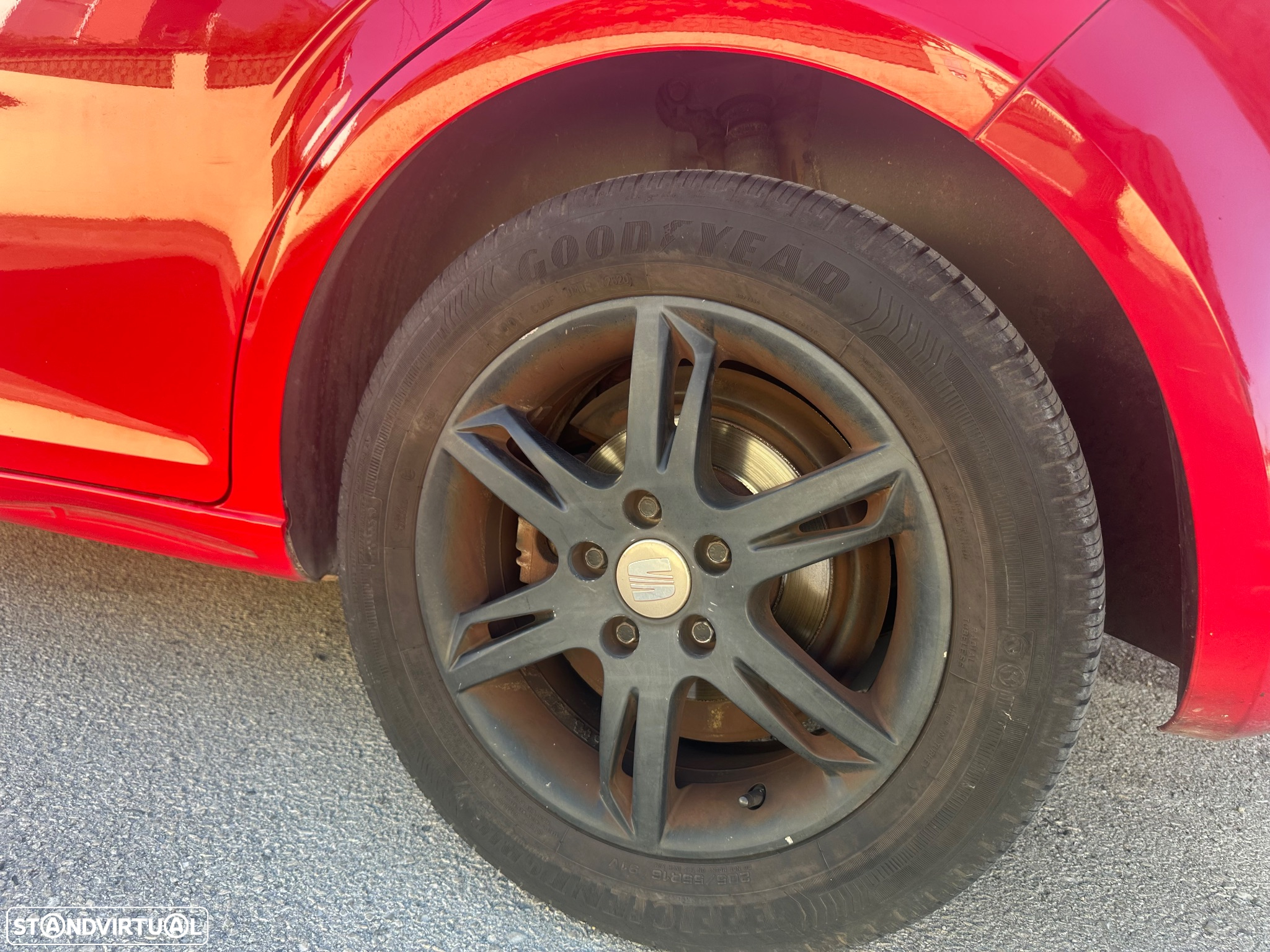 SEAT Leon 1.6 TDI Ecomotive Sport Start/Stop - 15