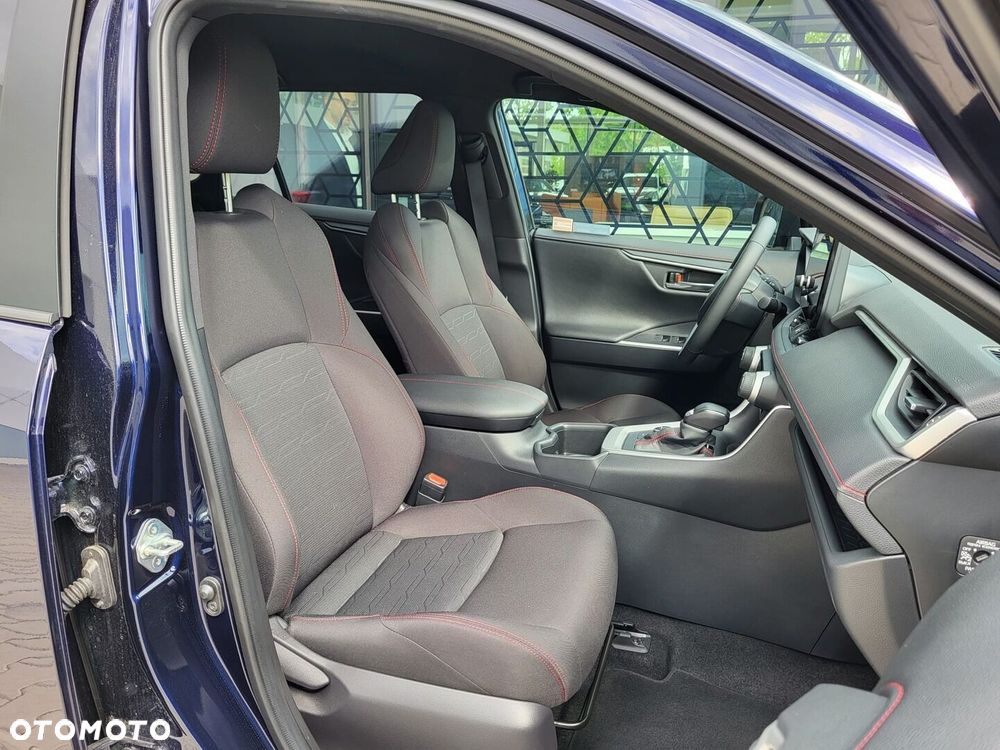 Toyota RAV4 - 25
