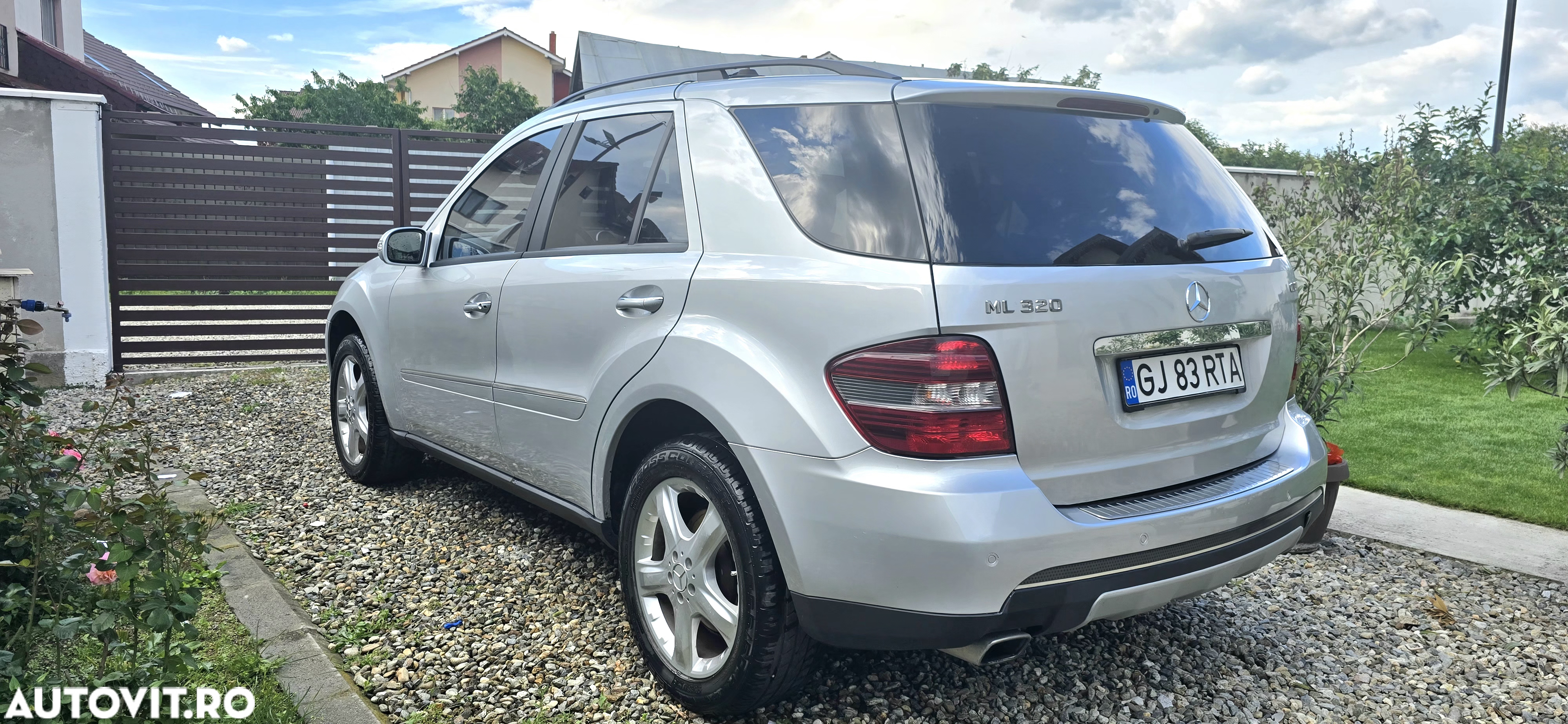 Mercedes-Benz ML - 4