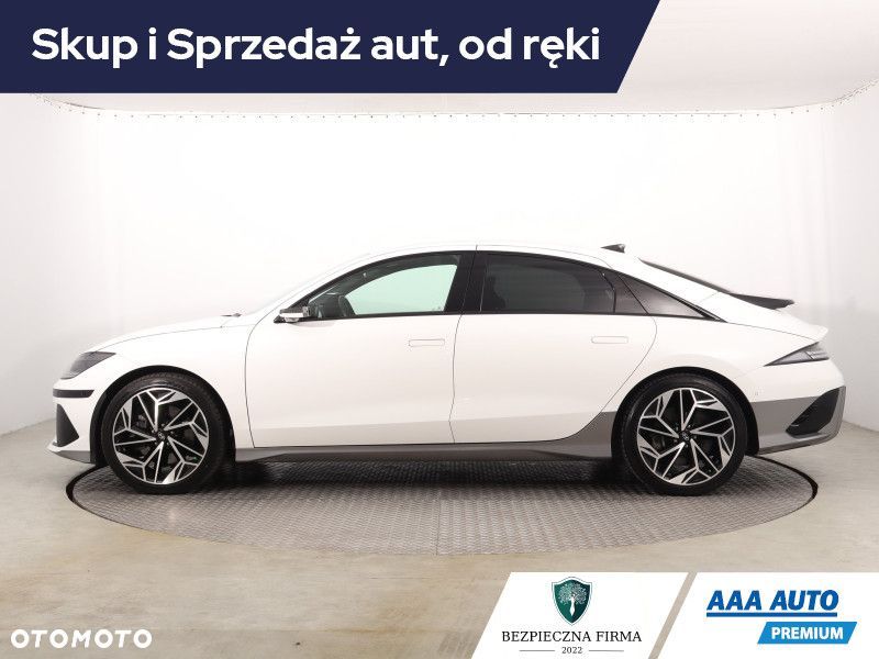 Hyundai IONIQ 6 - 4