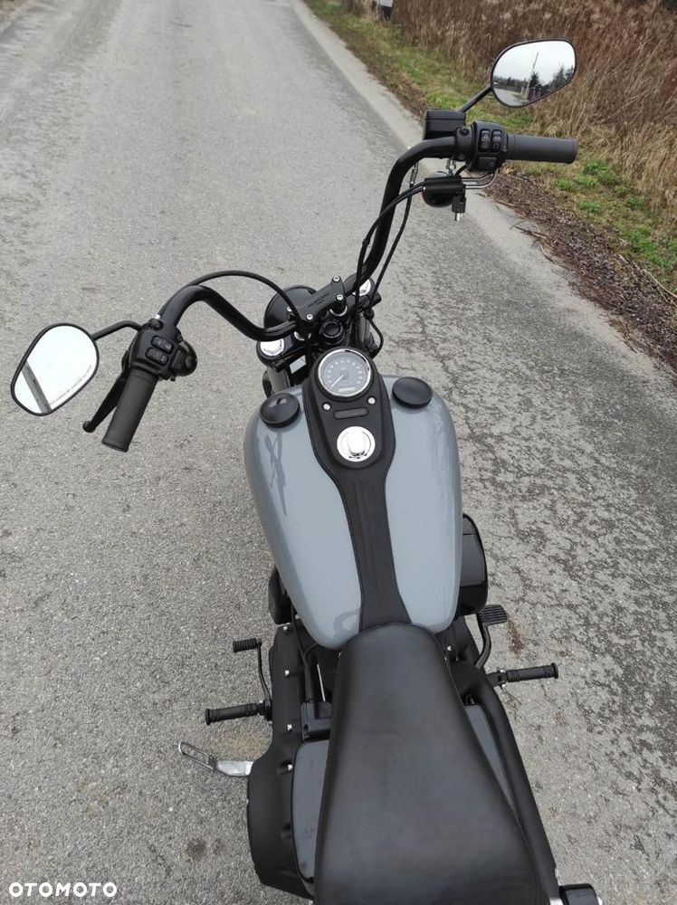 Harley-Davidson Dyna Street Bob - 6