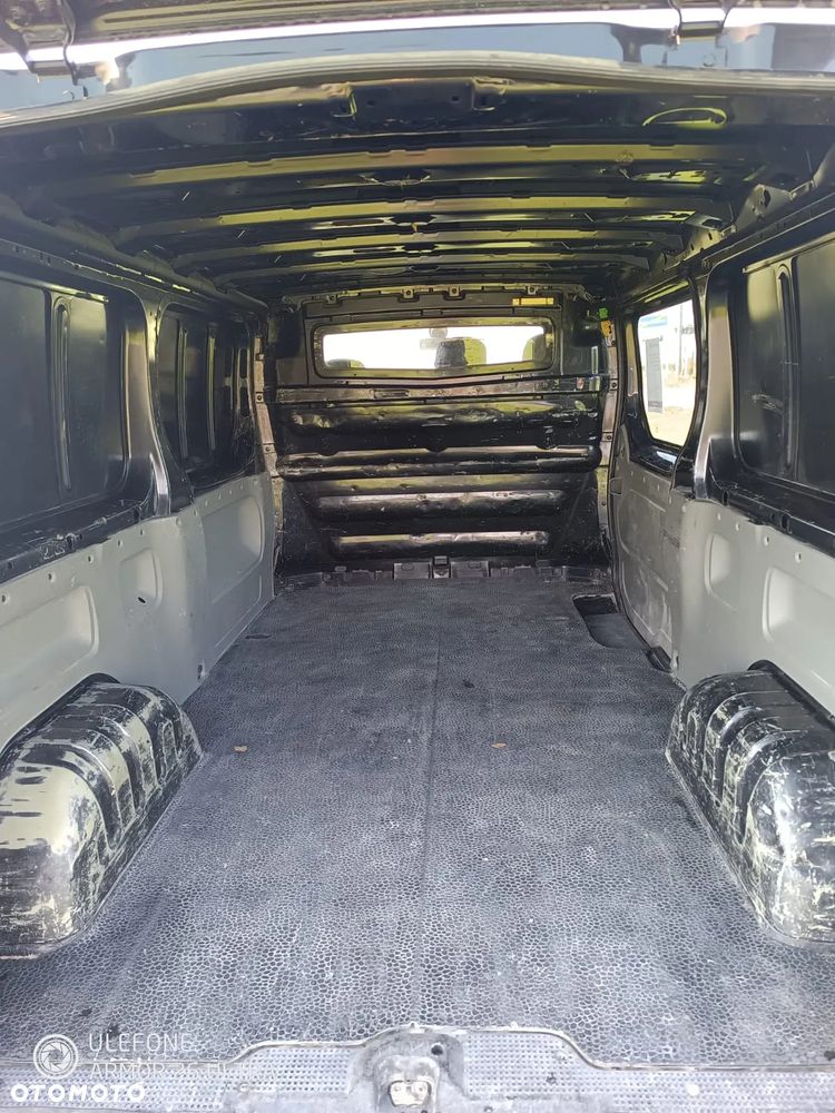 Renault Trafic II - 6