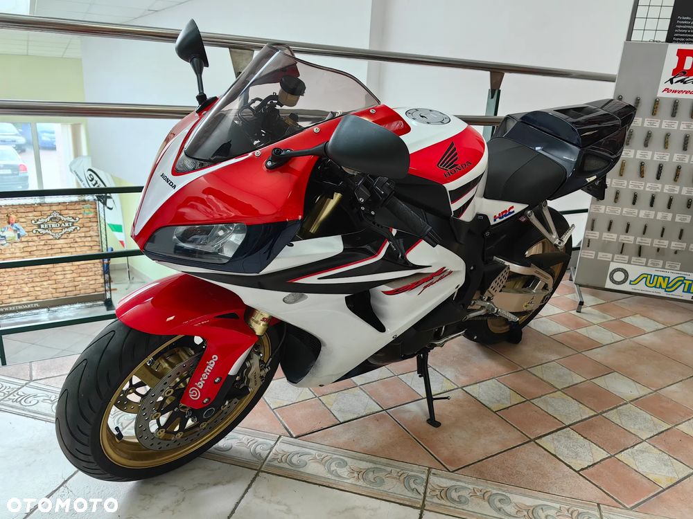 Honda CBR - 2