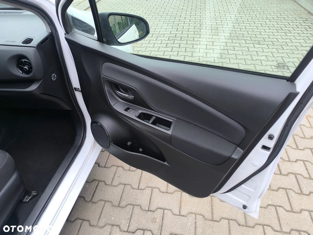Toyota Yaris - 19
