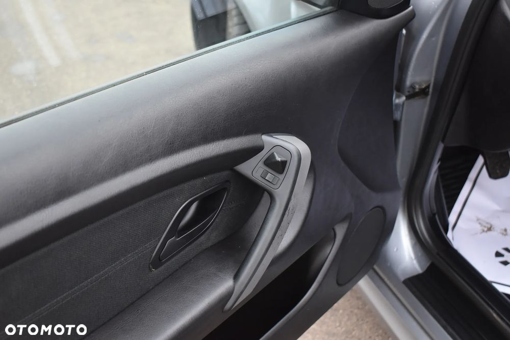 BMW Seria 3 318ti - 18