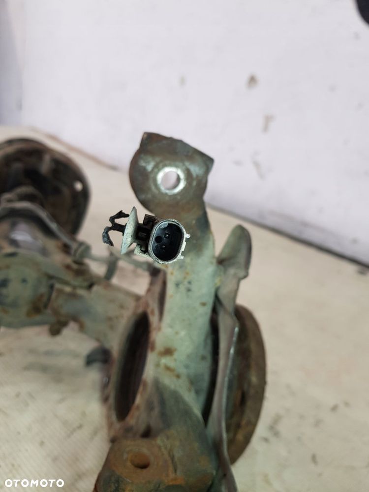 zwrotnica mcperson prawy 51936078 fiat 500l 1.3d - 10