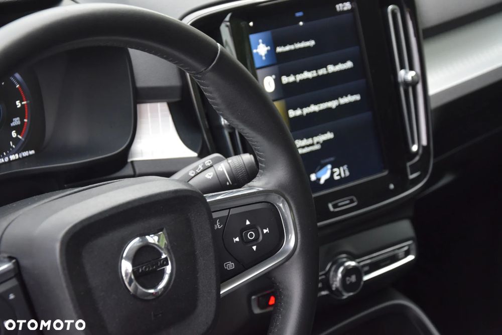 Volvo XC 40 D3 Geartronic Momentum - 24