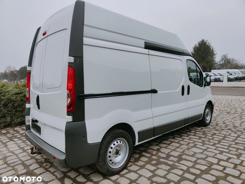 Renault Trafic L2H2 2,0DCI 115 - 7