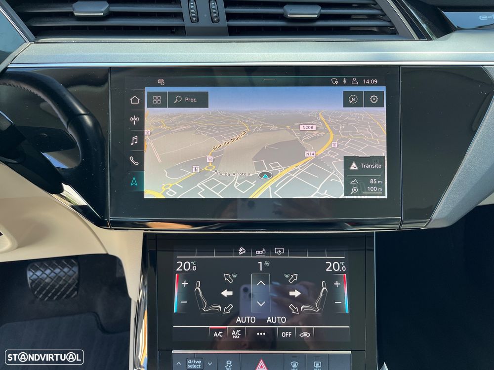 Audi e-tron 55 quattro - 40