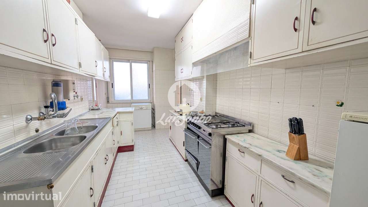 Apartamento T6 na 1º linha de Praia na Póvoa de Varzim - Grande imagem: 3/14