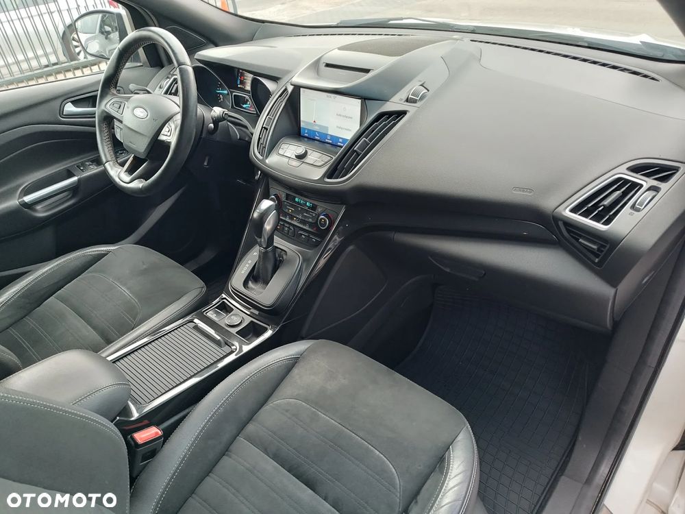 Ford Kuga 2.0 TDCi AWD ST-Line - 10