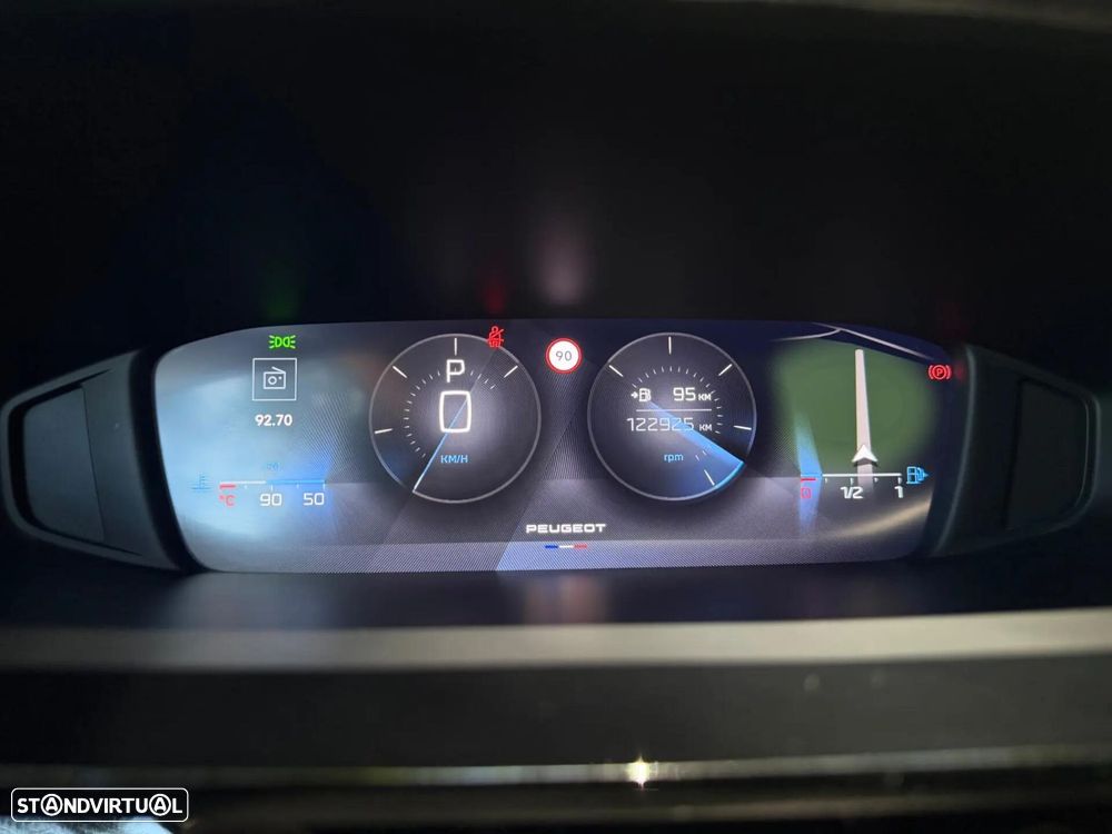 Peugeot 308 SW 1.2 PureTech Allure Pack EAT8 - 26