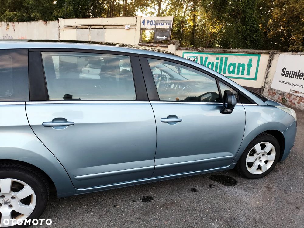 Peugeot 5008 HDI FAP 110 EGS6 Premium - 2