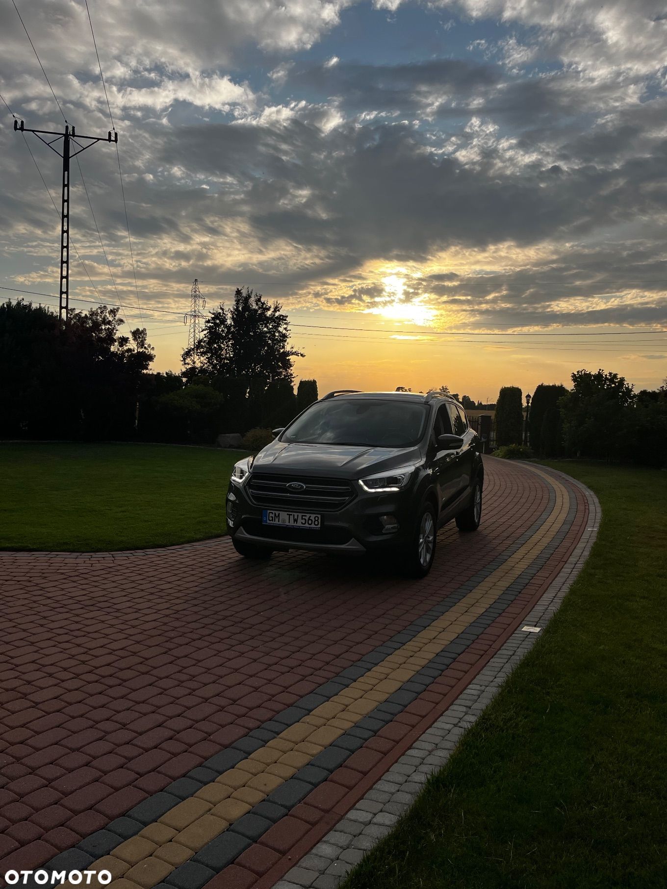Ford Kuga 1.5 EcoBoost AWD Titanium ASS - 1