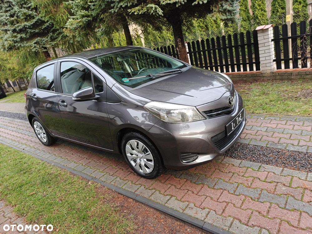Toyota Yaris - 36