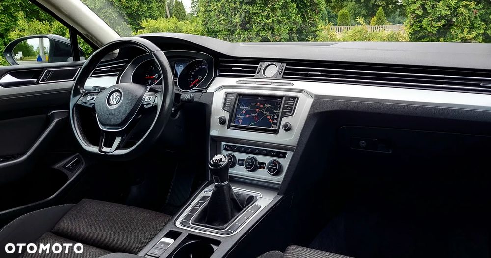 Volkswagen Passat 2.0 TDI (BlueMotion Technology) Comfortline - 6