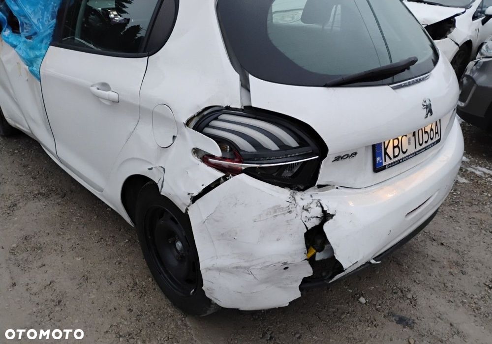 Peugeot 208 - 20