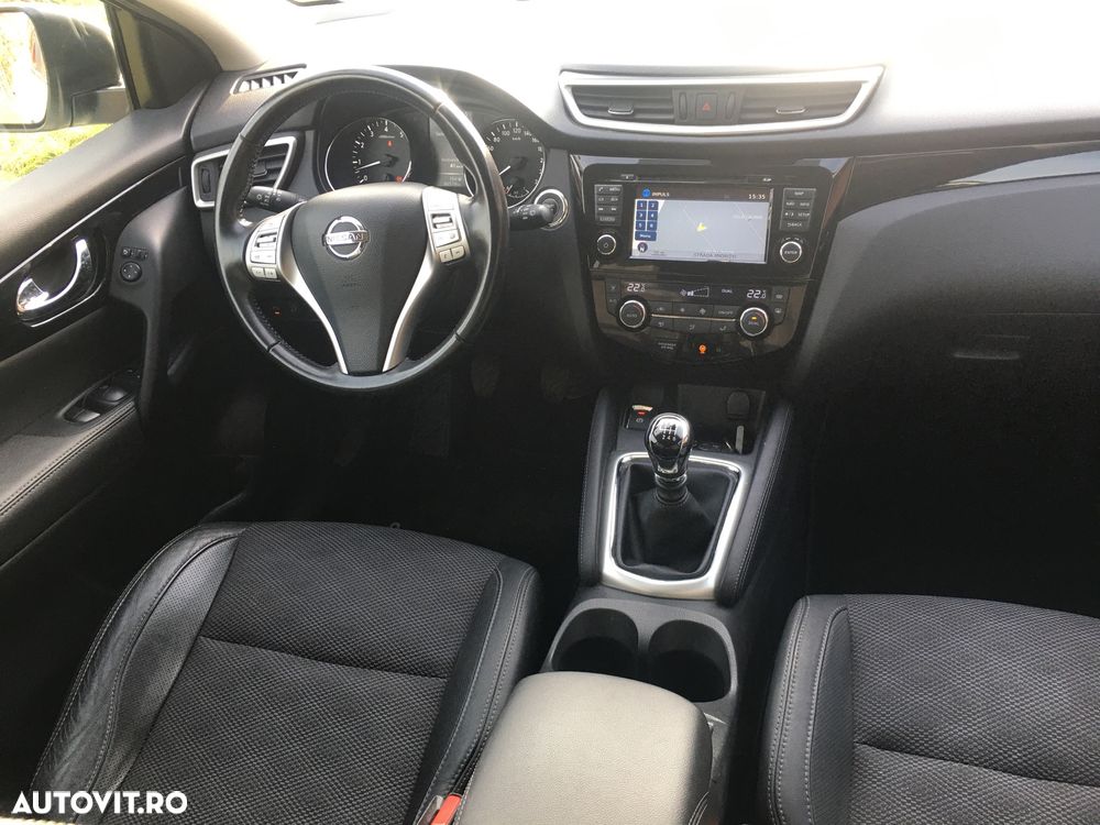 Nissan Qashqai - 2
