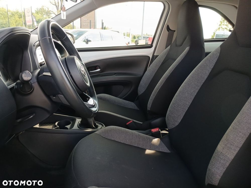 Toyota Aygo X - 15