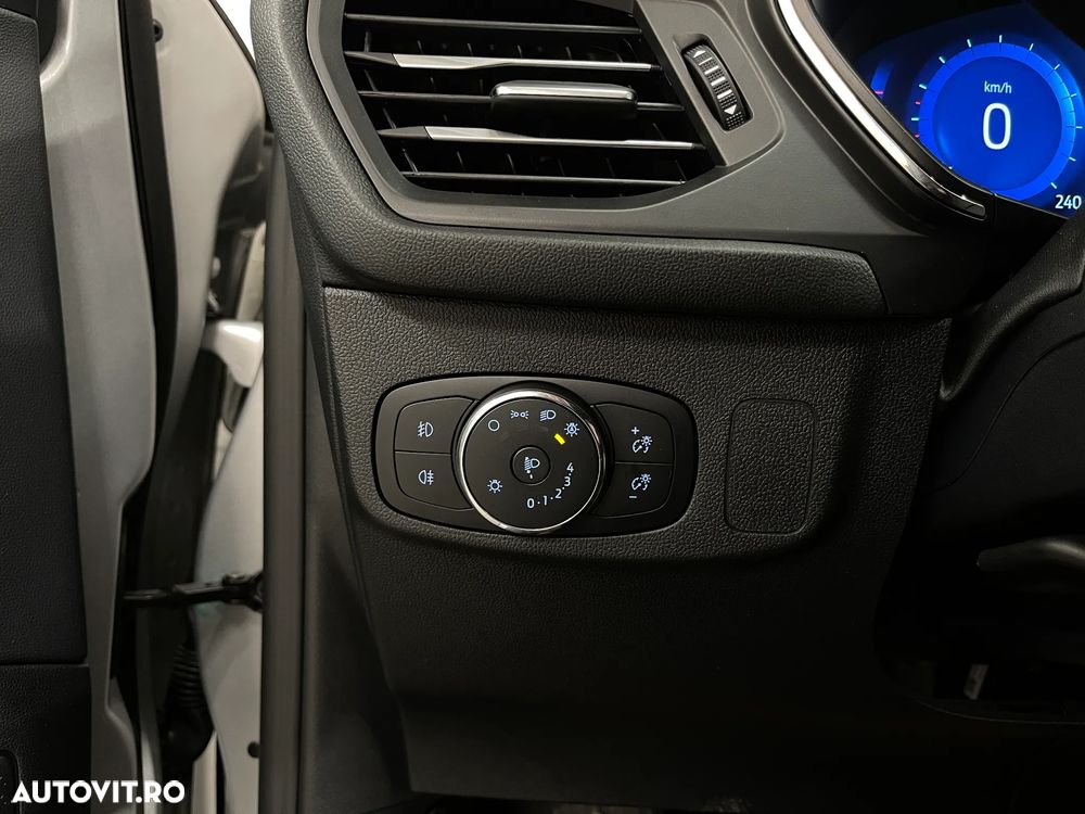 FORD Focus 2024 — imagine 50