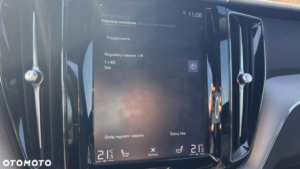 Volvo XC 60 T4 R-Design - 28