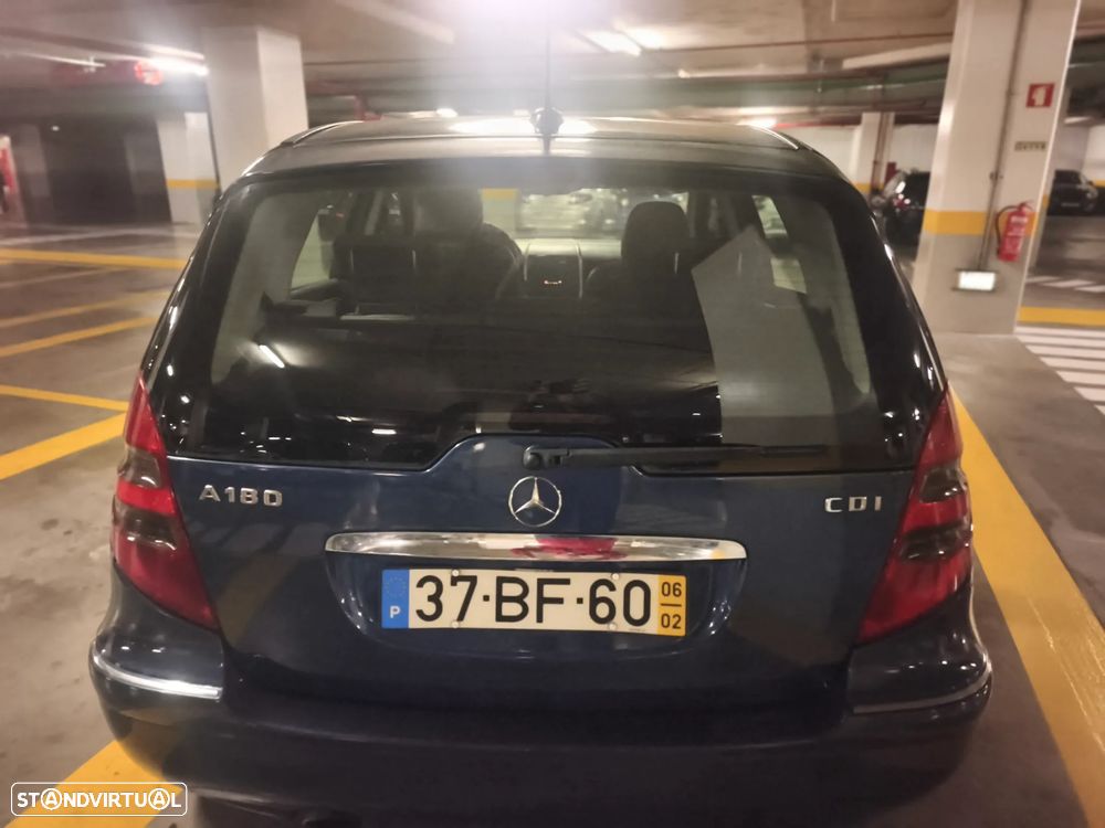 Mercedes-Benz A 180 - 38