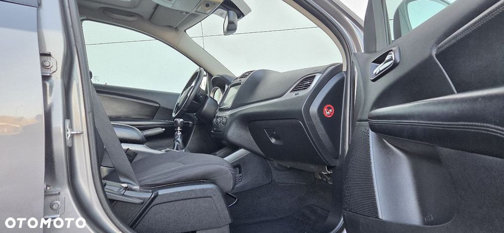 Fiat Freemont 2.0 Multijet 16V DPF Urban - 21
