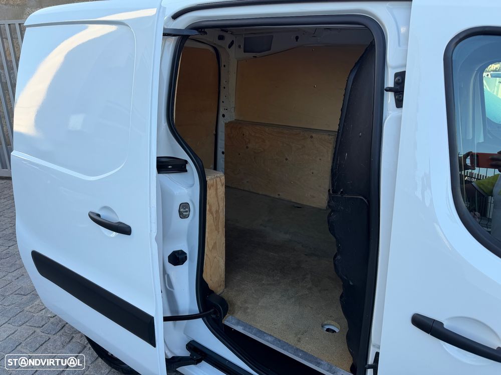 Citroën BERLINGO 1.6 BlueHDi - 12