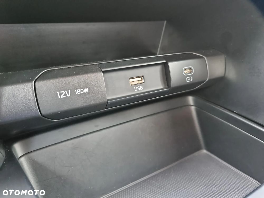 Kia XCeed 1.5 T-GDI M DCT - 25