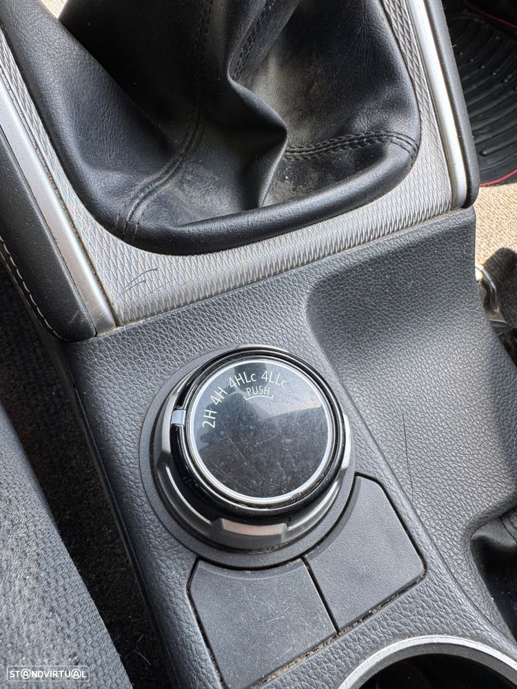 Mitsubishi L200 Pick Up 4x4 S&S Cabine Dupla Select - 18