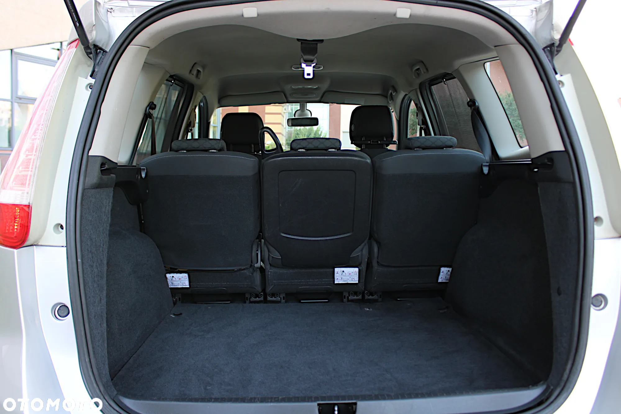 Renault Grand Scenic 1.6 16V 110 LIMITED - 10