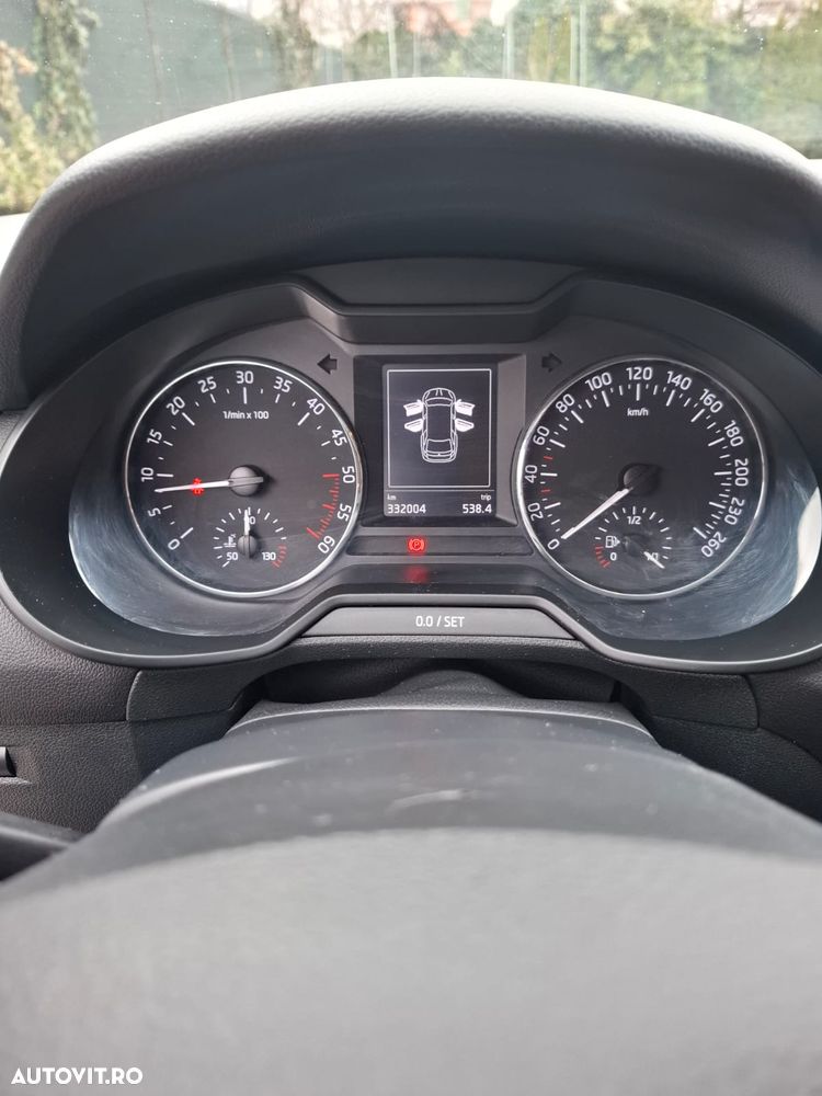 Skoda Octavia 1.6 TDI GREENLINE - 7