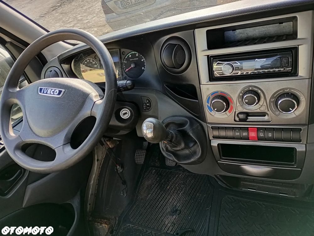F.VAT IVECO DAILY 06-2014 KIEROWNICA - 2