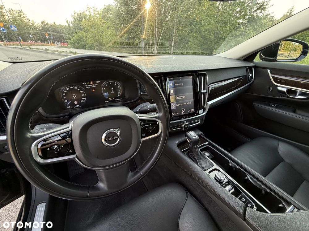 Volvo S90 - 12