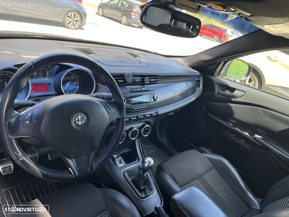 Alfa Romeo Giulietta 1.6 JTDM Distinctive - 7