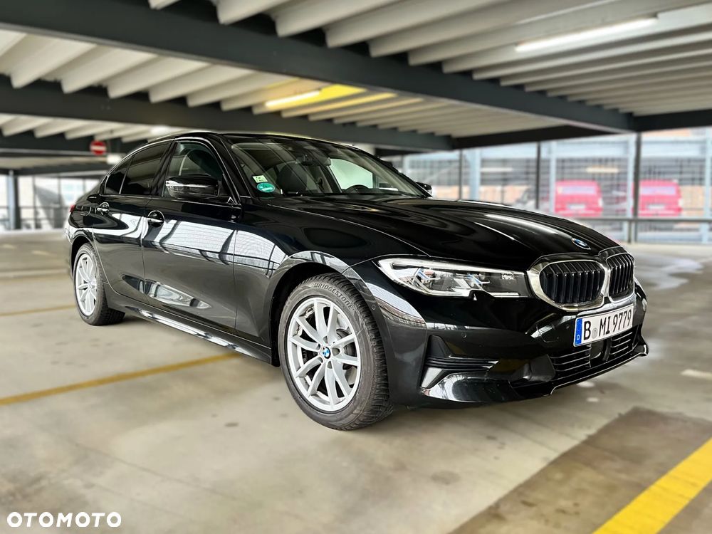 BMW Seria 3 320d xDrive Advantage - 14